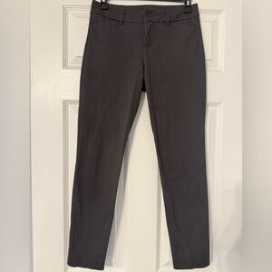 Old Navy Gray Pixie Pants size 0